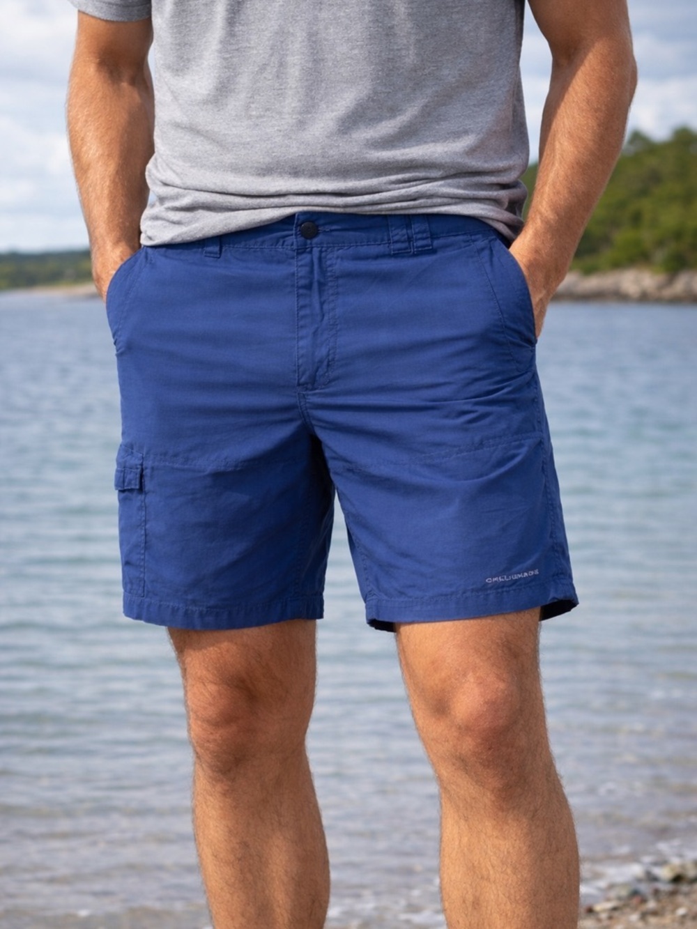 Columbia PFG Mens 44 Navy Blue Omni-Shade Cargo Shorts